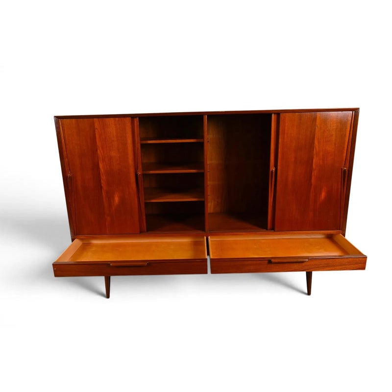 1960s Omann Jun Model 13 Danish Teak Highboard — detail 10
