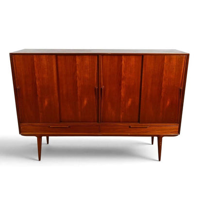 1960s Omann Jun Model 13 Danish Teak Highboard — detail 12