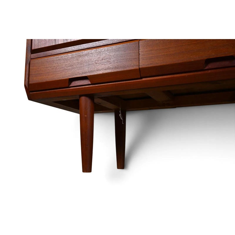 Vejle Stole Møbelfabrik Danish Teak Highboard — detail 4