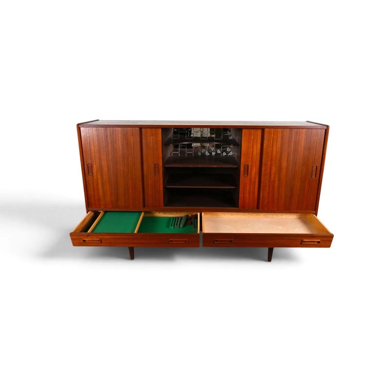 Westergaards Møbelfabrik Danish Teak Highboard — detail 9