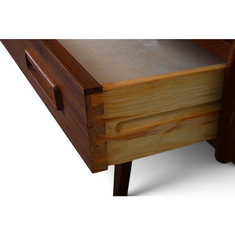 Westergaards Møbelfabrik Danish Teak Highboard — detail 3