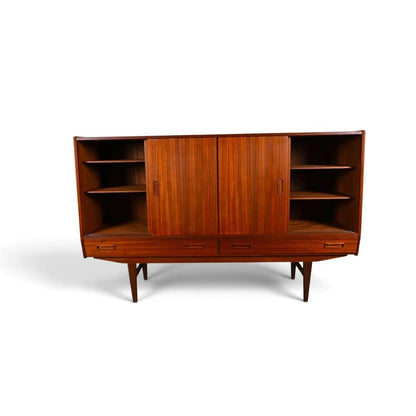 Westergaards Møbelfabrik Danish Teak Highboard — detail 5